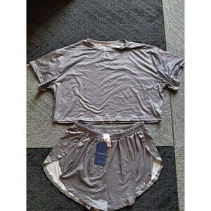 OYOANGLE Women’s 2-Piece Striped Crop Tee & Shorts Set Ruffle Gray/White L